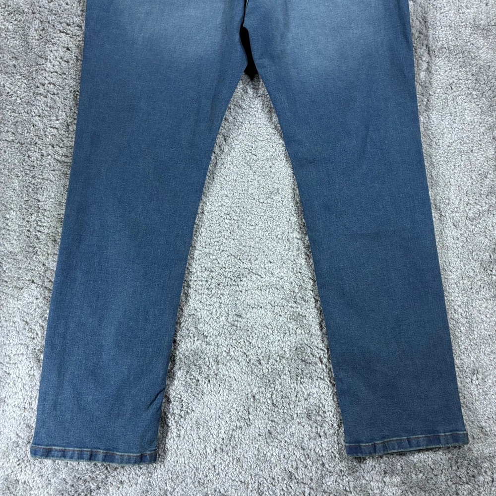 The Perfect Jean NYC Slim Thick Jeans Mens 36x30 Medium Wash Blue Stretch Denim - Picture 5 of 10